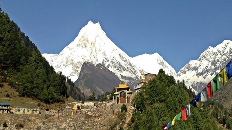 Manaslu Trekking Packages