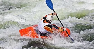 Canoeing In Nepal: An Adventurer’s Guide