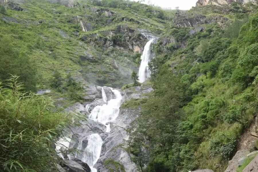 Waterfall in Mustang