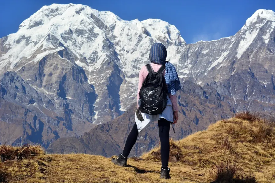 Solo female trekker at Annapurna Circuit Trek