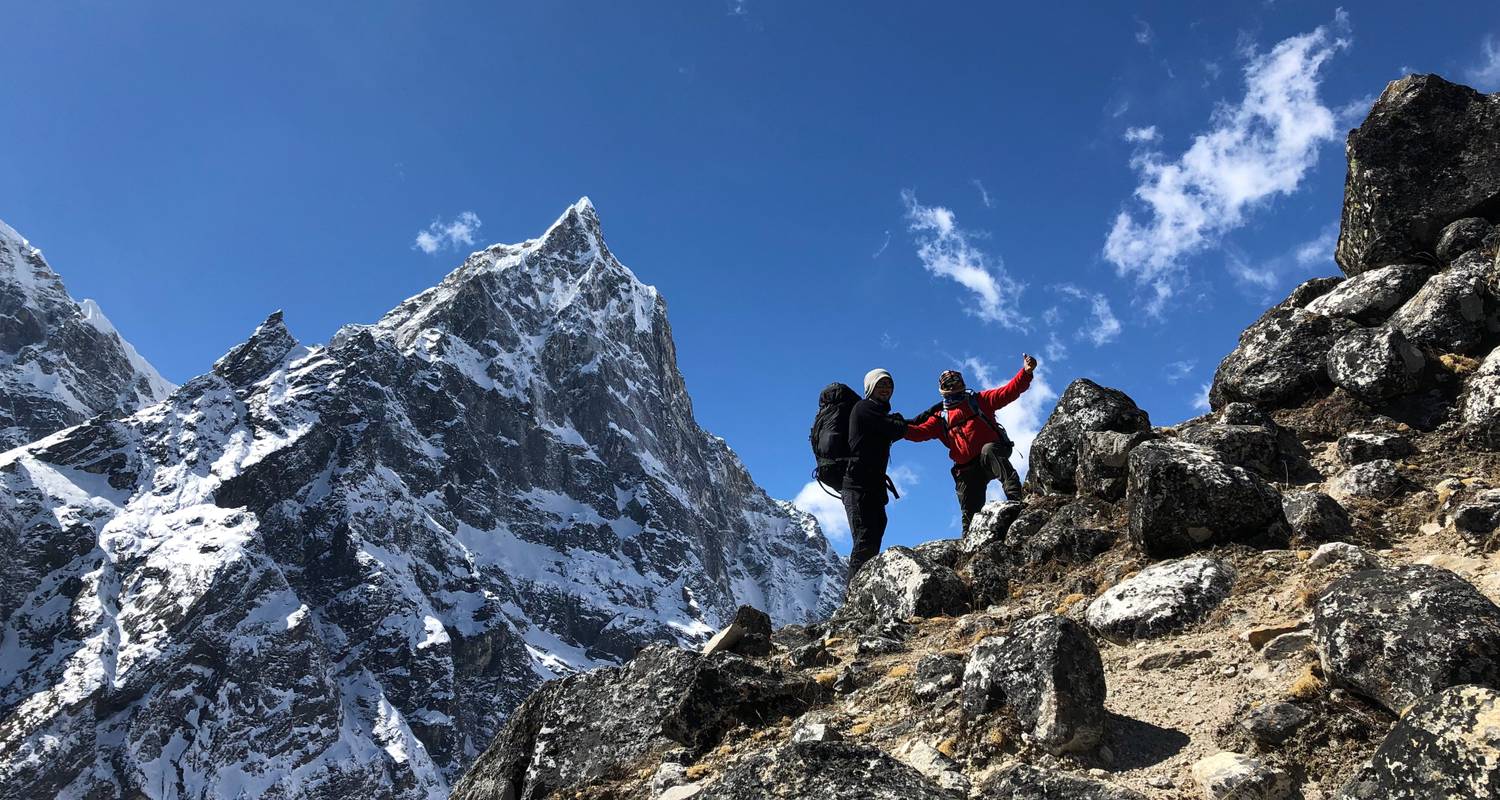 Everest Three Passes VS. Everest Base Camp Trek