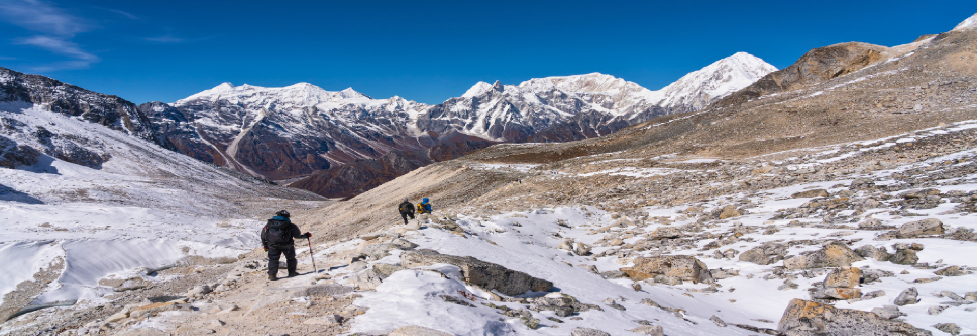 Manaslu Circuit Trek in Winter
