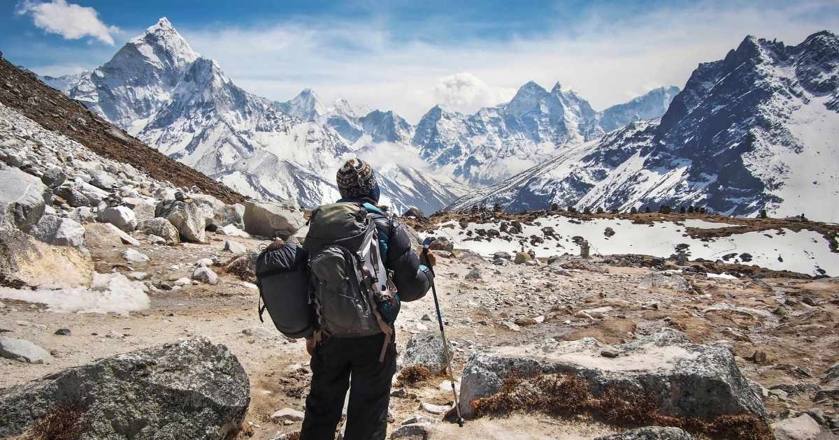 How to travel to Everest base camp on a budget?