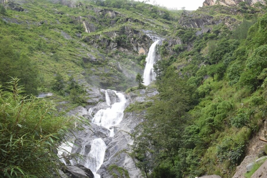 Waterfall in Mustang