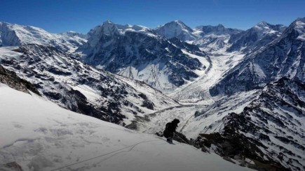 Yala Peak Climbing