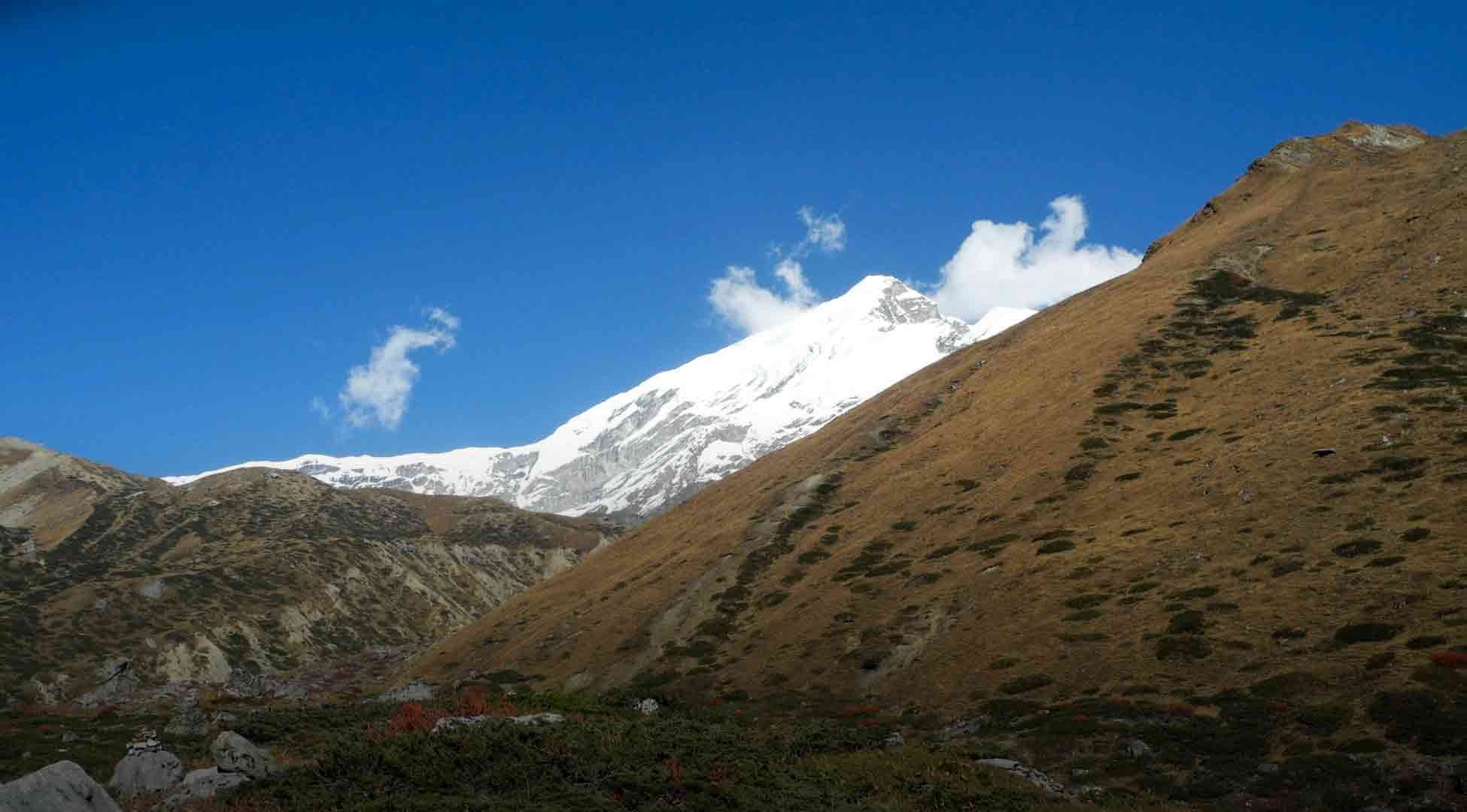 Chulu West Peak