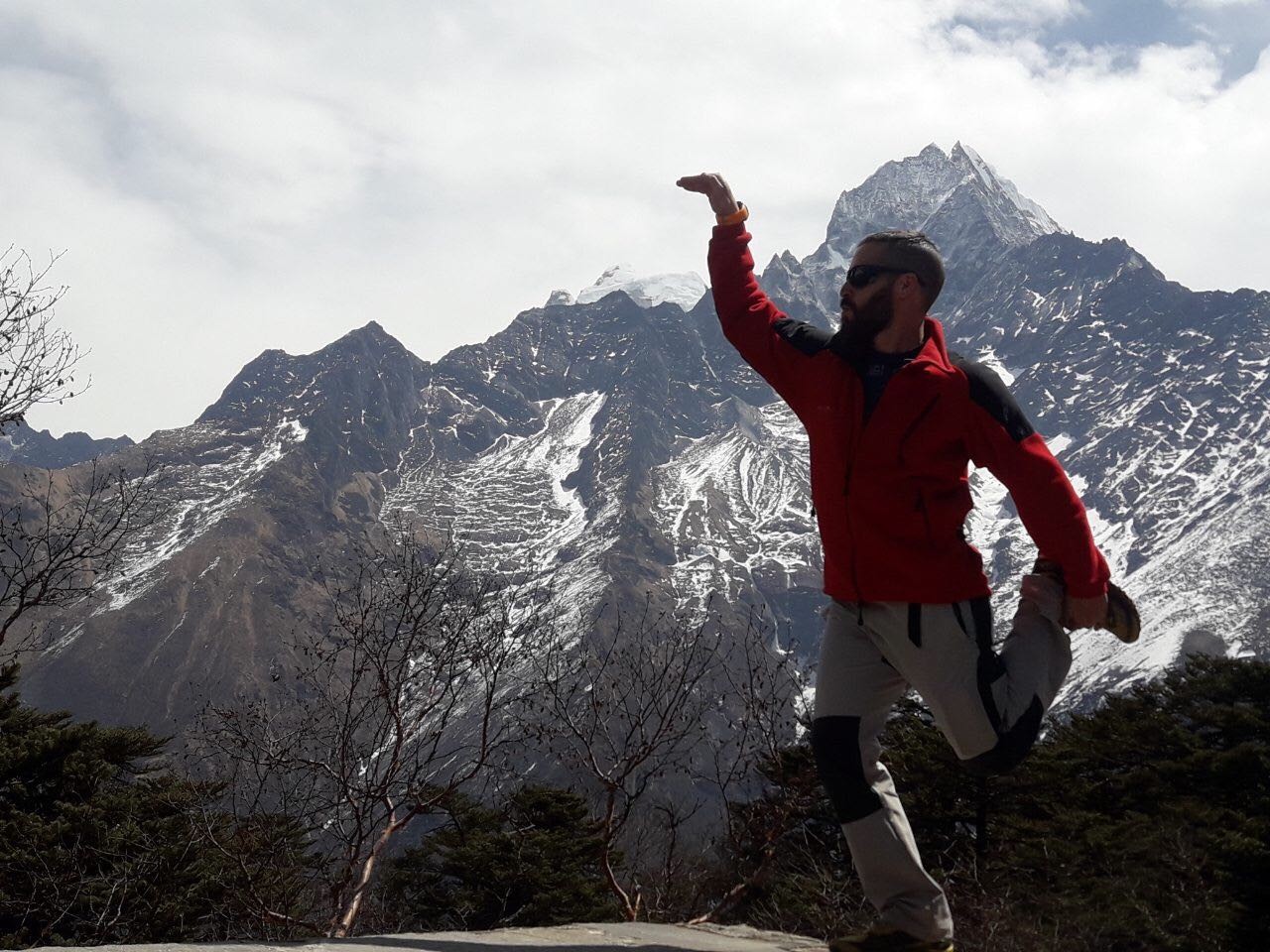 Tourist on the way to Everest Base Camp