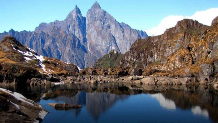 Makalu Barun Trek